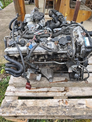 Lexus 2000 i - imagine 2