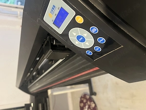 Cutter plotter LIYU cu taiere pe contur, inclusiv dupa semne de taiere - imagine 3