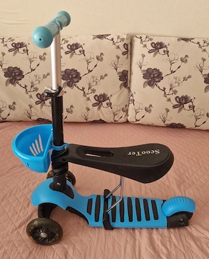 Trotineta pentru copii 3 in 1 cu trei roti cu led, pliabila, cu scaun