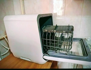 Masina de spalat vase Medion