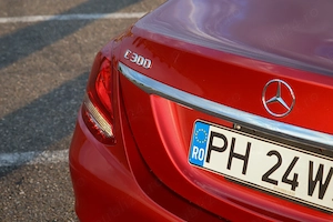 Mercedes-Benz C 300 9G-TRONIC Avantgarde - imagine 4