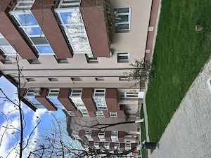 Vând apartament cu 2 camere in zona republicii - imagine 2