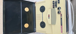 Vanzare Mgnetofon Tesla B41
