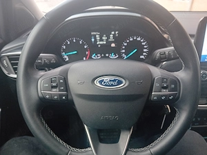    Ford Puma Titanium EcoBoost  - imagine 4