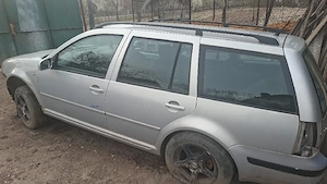  Pe bucăți sau întreagă!