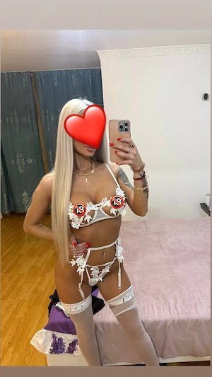 LUX!!Noua!! Deplasări si locație! Blonda cu silicoane reală fac confirmare,Pirce-uri intime