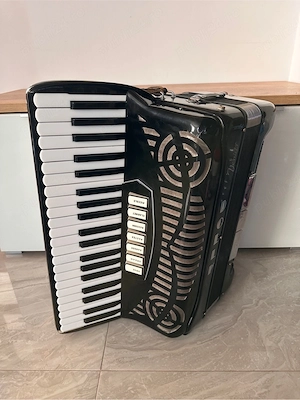Acordeon Italian Venuti, 120 basi