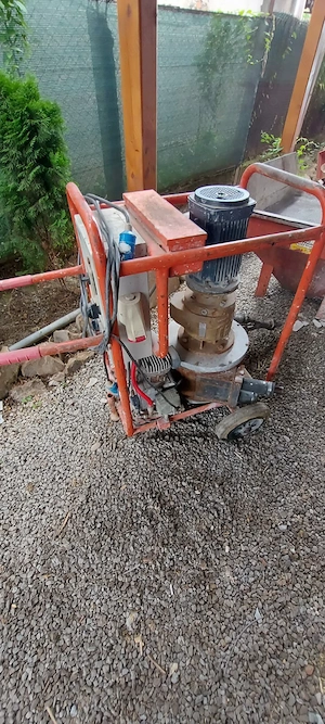 pompa tencuit mecanizat și clasic  - imagine 4