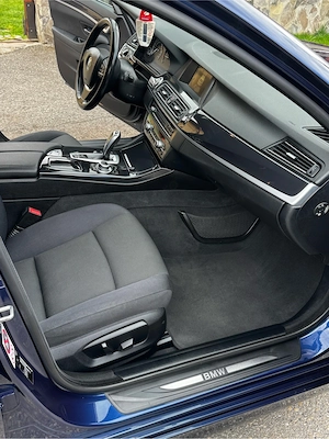 BMW F11 520 d euro 6 - imagine 7