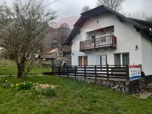 Casă / Vilă cu 7 camere   în zona Bran-Tohanita - imagine 7