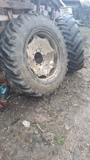 roți de tractor  - imagine 4