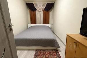 Vind apartament 3 camere - imagine 2