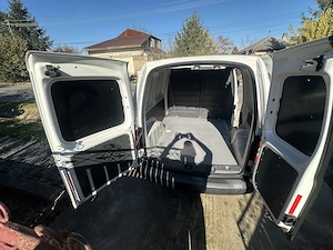 Vw Caddy 1.6 TDI 75 CP - imagine 5