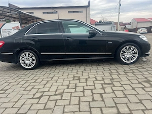 Mercedes E Class 4Matic- tva deductibil - imagine 5