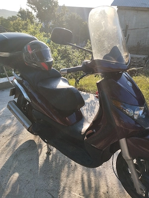scuter Piaggio Beverly  - imagine 2