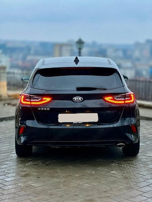 Kia Ceed 2  km 1.0 benzina 120 cai - imagine 5
