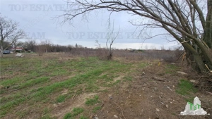 Teren 1171mp la intrare in Palanca langa Raul Sabar