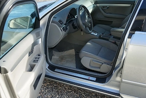 audi a4 2.0 t automatic  - imagine 4