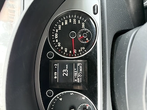 Vând VW Passat 1,6 ,10 10 - imagine 4