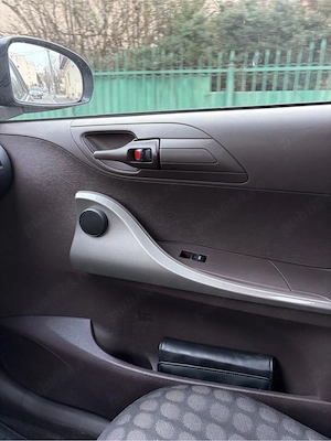 Toyota IQ - de vânzare - imagine 7