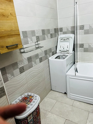 Vand apartament cu 2 camere, decomandat, com. Lovrin - imagine 4