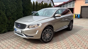 Volvo XC60   2014 2.0 Diesel 136 CP Full opțiuni  Culoare maro deosebită