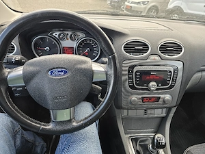 Ford Focus 2.0d An:2008 - imagine 12