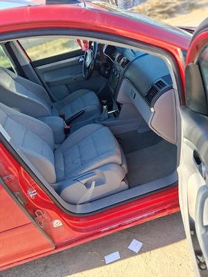 Vw turan 2.0tdi  - imagine 3