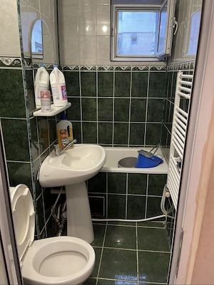 Închiriez apartament cu 3 camere Vaslui  - imagine 9