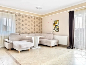 Proprietar , inchiriez apartament in Dumbravita