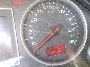 Vând audi A4 B6 2003 fara talon nu are asigurare   