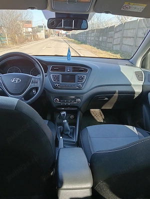 Vând Hyundai i20, an fabricație 2020 - imagine 5
