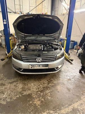 dezmembrez passat b7 - imagine 4