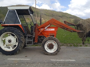 Vând tractor fiat4 4 - imagine 2