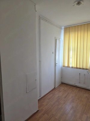 De vanzare apartament (spatiu comercial) in centrul orasului Baraolt jud Covasna - imagine 5