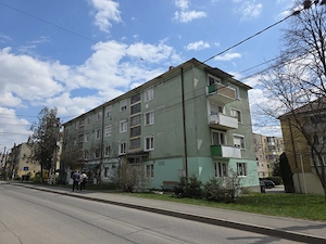 De vanzare apartament (spatiu comercial) in centrul orasului Baraolt jud Covasna - imagine 8