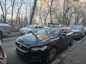 Volvo V90, an fabricație 2021, motorizare hybrid, cutie automată - imagine 2