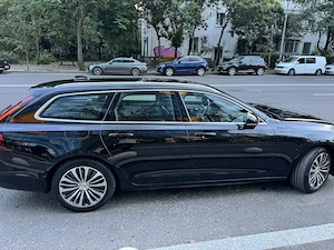 Volvo V90, an fabricație 2021, motorizare hybrid, cutie automată - imagine 8