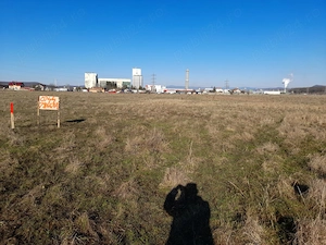  Teren intravilan in orasul Reghin cu suprafata de 5800 mp - imagine 3