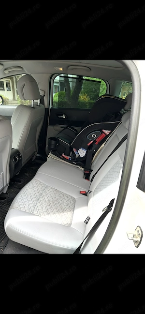 Vând Peugeot 3008 din 2014. Motorizare benzină 1.6 thp cu 156 de cai și cutie automată - imagine 8