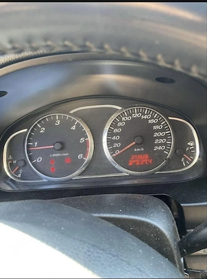 Vănd  mașina Mazda 6 - imagine 6