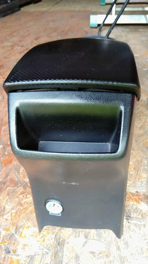 Consolă centrală și cotieră, Seat Toledo 3, Seat Altea, cod 5P0863243F - imagine 4