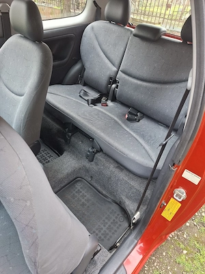 Vand Toyota Yaris - imagine 5