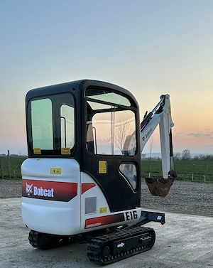 miniexcavator bobcat an2012 3300 ore - imagine 2