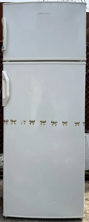 Frigider cu doua usi Heinner HF-H212A+, 212 l, Clasa A+, H 143 cm, Alb