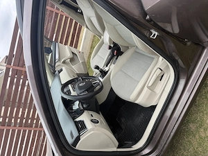 Skoda Octavia Combi 1.6 TDI - imagine 9