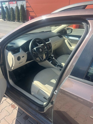 Skoda Octavia Combi 1.6 TDI - imagine 4