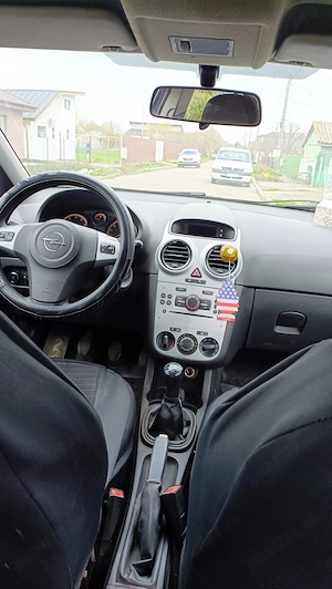 Mașina opel corsa manuala 1.2