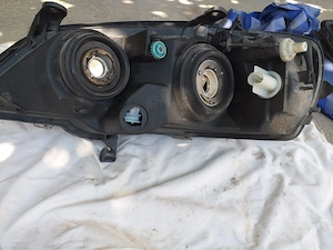 Vand  faruri de Opel astra  - imagine 2