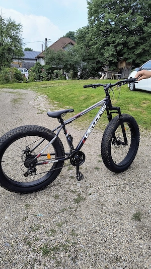 Bicicleta Fat Bike MTB Hercules JSX2619, brand Velors, roata 26 inch, frana Disc fata spate.
